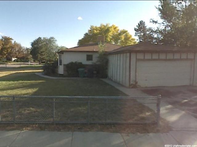 8886 S Mingo Park Dr E, Sandy, UT 84070 — photo 2