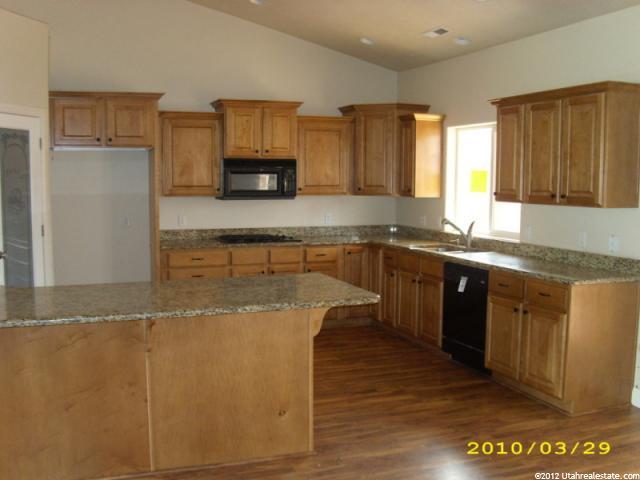 472 E Homespun Cir, Leeds, UT 84746 — photo 5