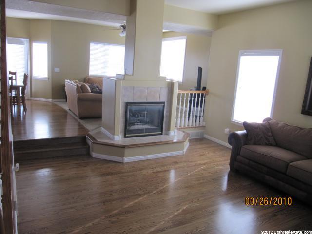 942 E Curlew Cir, Draper, UT 84020 — photo 2