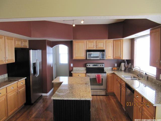 942 E Curlew Cir, Draper, UT 84020 — photo 4