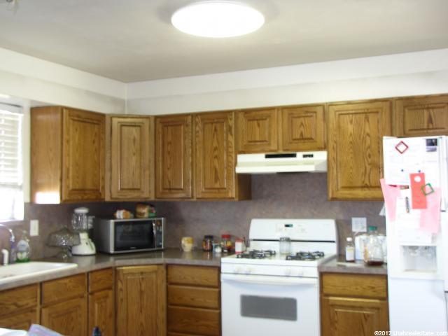 2075 N 800 W, West Bountiful, UT 84087 — photo 4