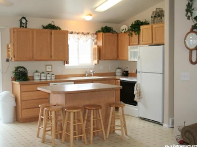 2221 N 900 W, Layton, UT 84041 — photo 5