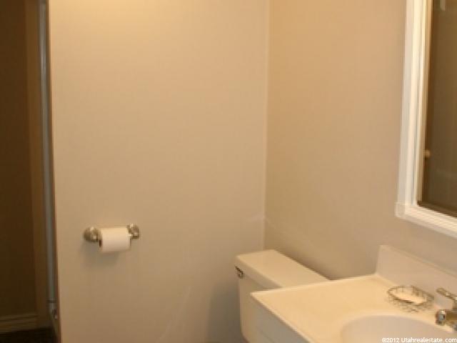 2221 N 900 W, Layton, UT 84041 — photo 10