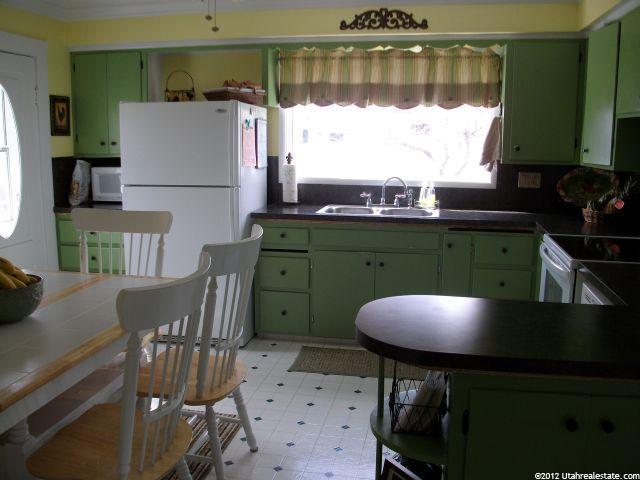 68 S Main St, Mendon, UT 84325 — photo 2