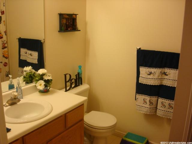 1082 N 2575 W, Layton, UT 84041 — photo 8
