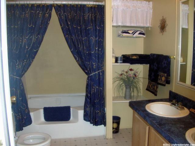 636 S Maple Dr, Garden City, UT 84028 — photo 7