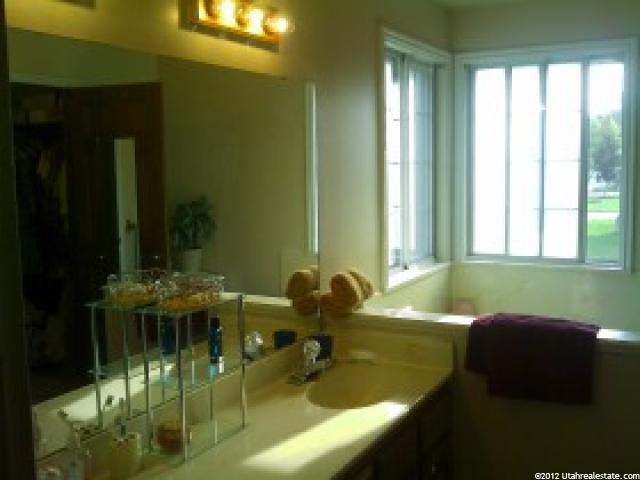 1561 S 360 E, Vernal, UT 84078 — photo 4