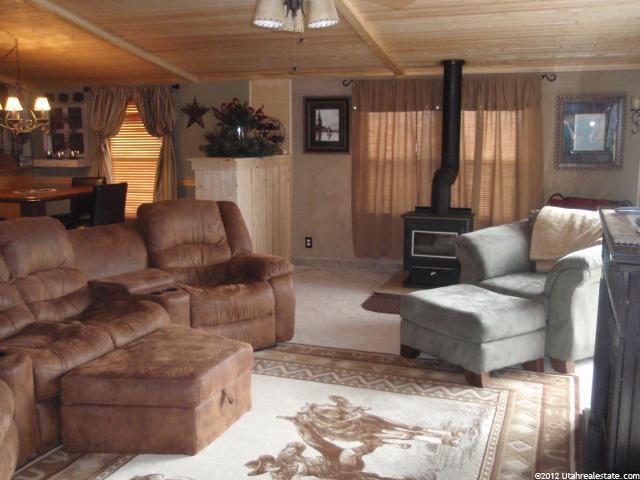 5115 S 3150 E, Vernal, UT 84078 — photo 2