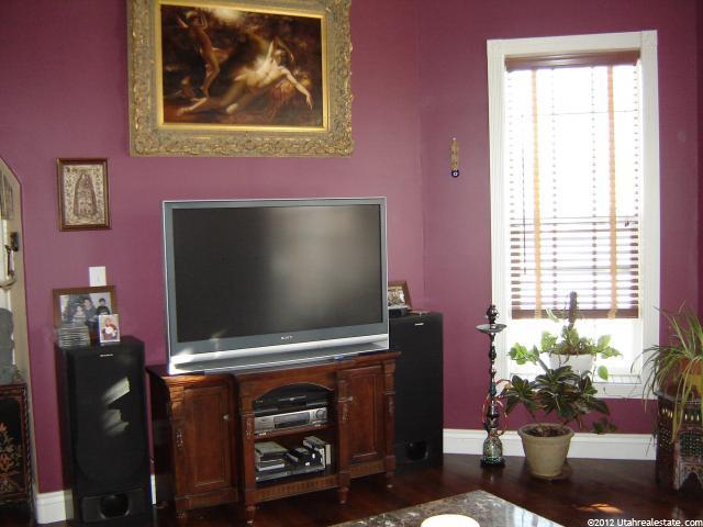 315 E 100 N, Wellsville, UT 84339 — photo 4
