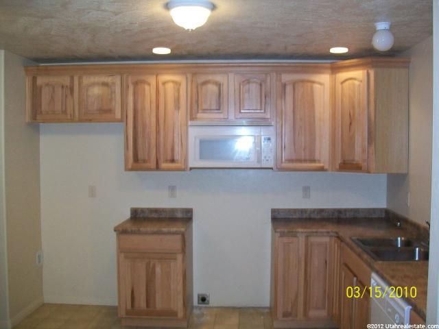 77 E 600 N, Vernal, UT 84078 — photo 2