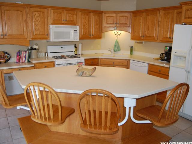 210 E Centennial Cv, Lehi, UT 84043 — photo 5