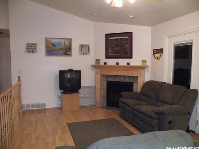 2547 W 1890 N, Clinton, UT 84015 — photo 10
