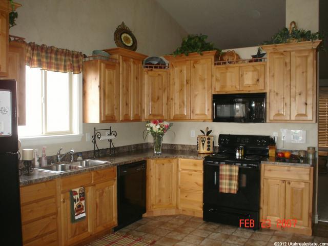 353 N Sam Gates Rd, Ogden, UT 84404 — photo 2