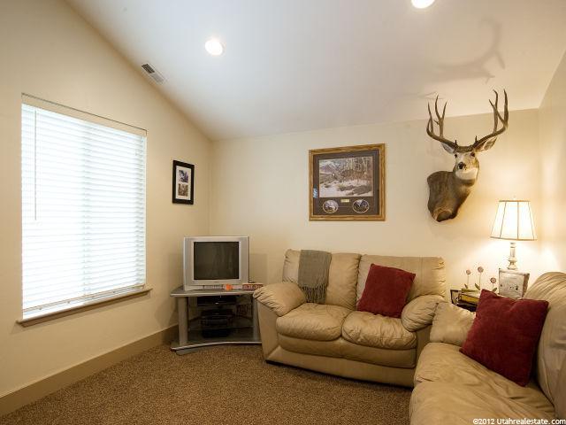 8855 S 90 E, Sandy, UT 84070 — photo 4