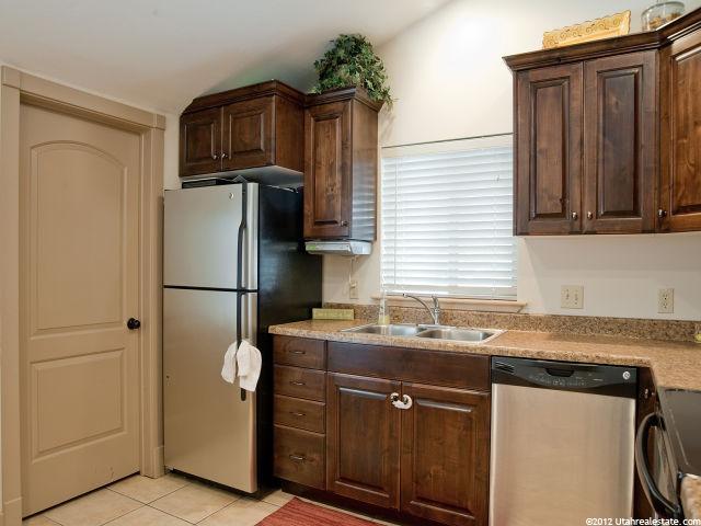 8855 S 90 E, Sandy, UT 84070 — photo 6