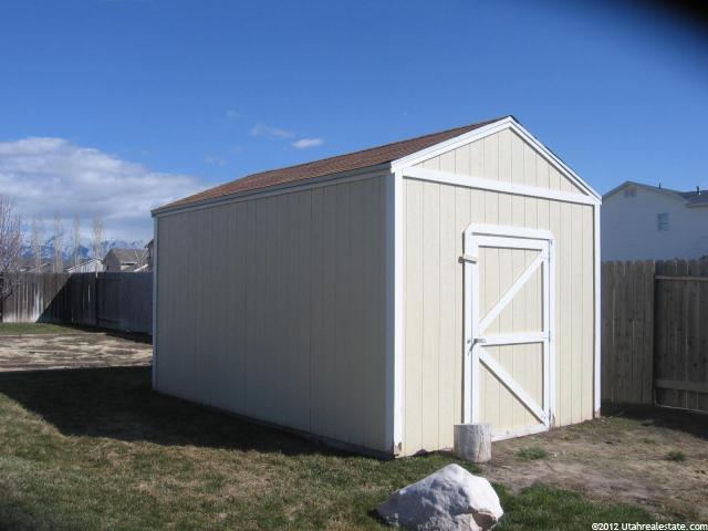 2911 W 2175 N, Clinton, UT 84015 — photo 12