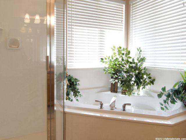 1747 N 2850 W, Plain City, UT 84404 — photo 12