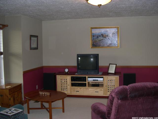 6868 W 5100 S, Hooper, UT 84315 — photo 10