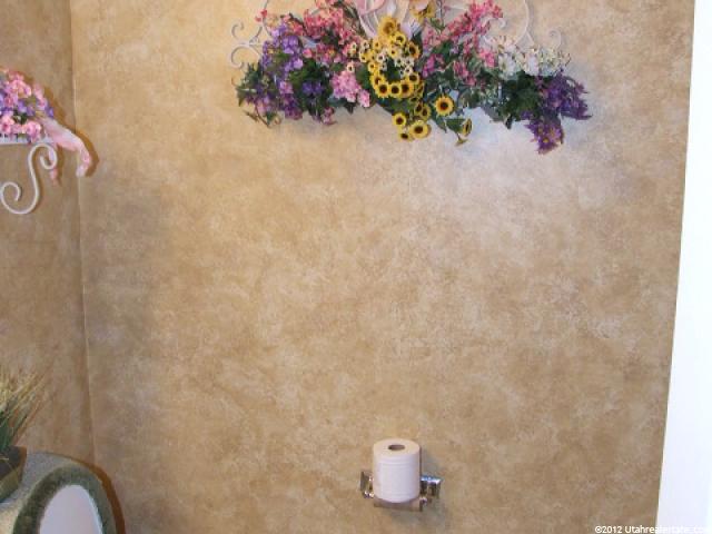 1680 E Harvey Rd S, Fruit Heights, UT 84037 — photo 12