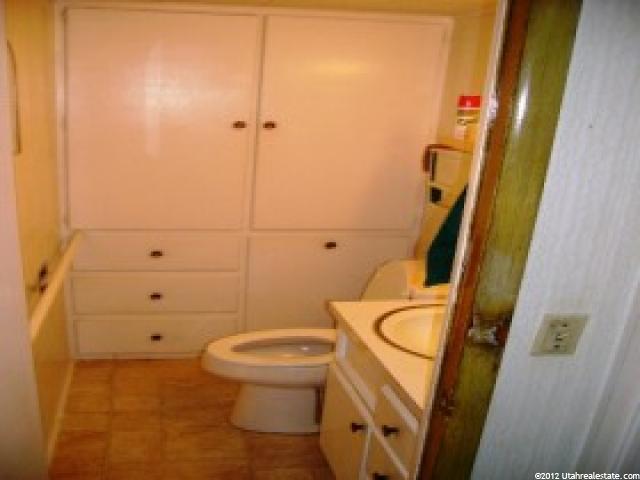 135 S 200 W, Vernal, UT 84078 — photo 8