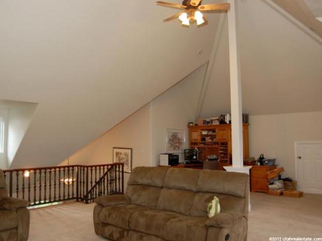 4275 Skyline Dr, Ogden, UT 84403 — photo 10