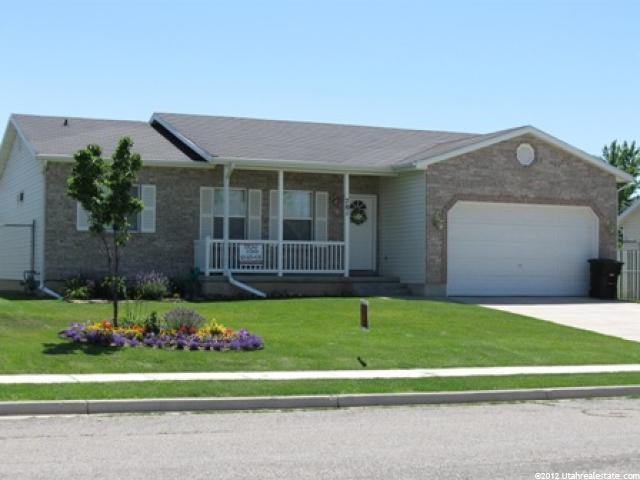 701 W 2050 N, Clinton, UT 84015