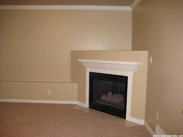 531 W 950 N, Clinton, UT 84015 — photo 9