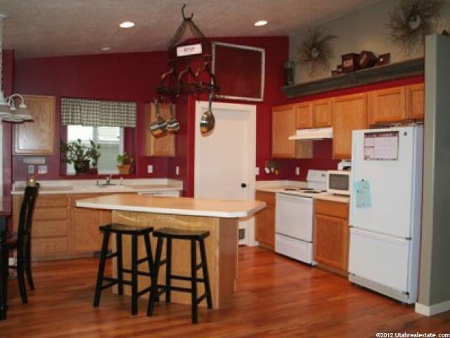 136 E 2400 S, Clearfield, UT 84015 — photo 4