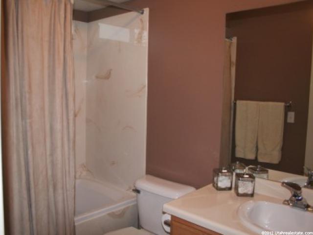 136 E 2400 S, Clearfield, UT 84015 — photo 8