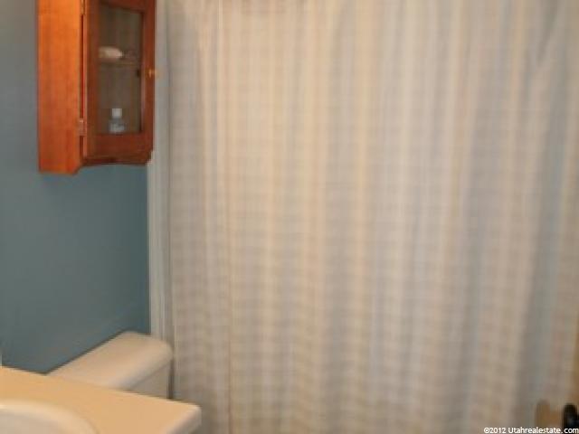 136 E 2400 S, Clearfield, UT 84015 — photo 9