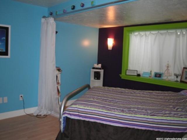 136 E 2400 S, Clearfield, UT 84015 — photo 10