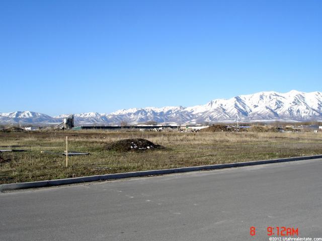 430 N Gateway Dr #7, Providence, UT 84332 — photo 2