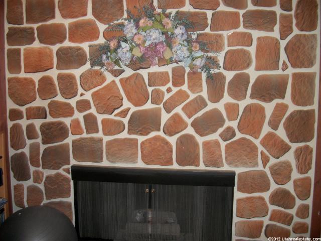 88 W 50 S #A7, Centerville, UT 84014 — photo 2