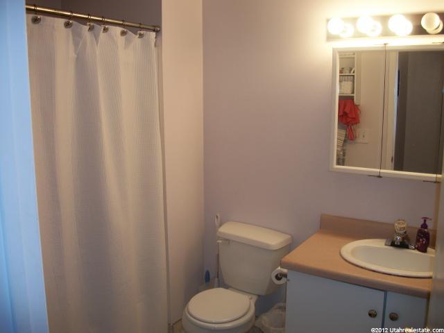 88 W 50 S #A7, Centerville, UT 84014 — photo 6