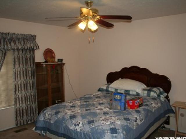 5592 S 3975 W, Roy, UT 84067 — photo 6