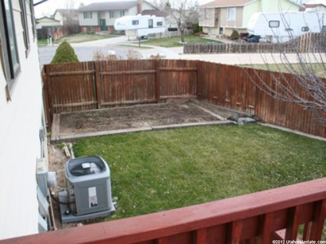 5592 S 3975 W, Roy, UT 84067 — photo 8