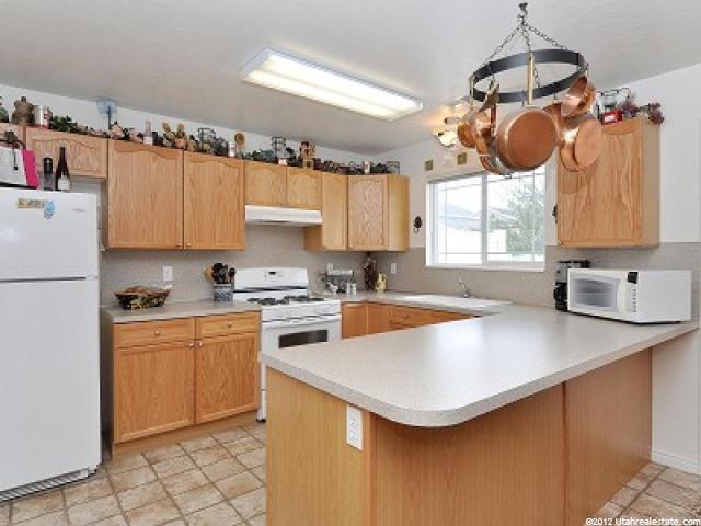 316 E 2350 N, North Ogden, UT 84414 — photo 3