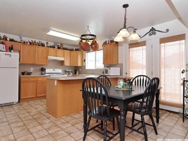 316 E 2350 N, North Ogden, UT 84414 — photo 4