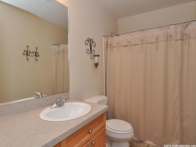 316 E 2350 N, North Ogden, UT 84414 — photo 9