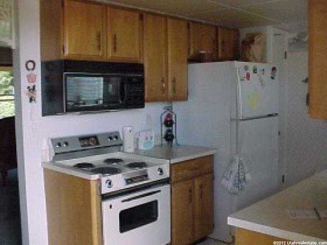 1541 E 750 S #A, Clearfield, UT 84015 — photo 8