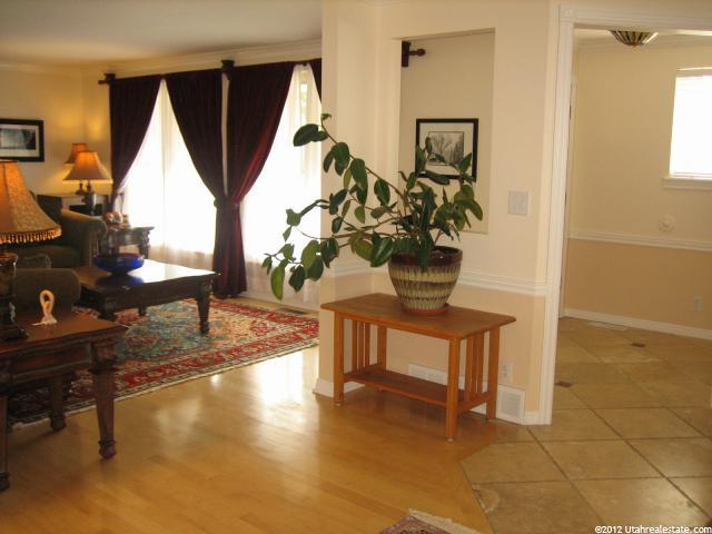 2897 E Robidoux Rd, Sandy, UT 84093 — photo 7