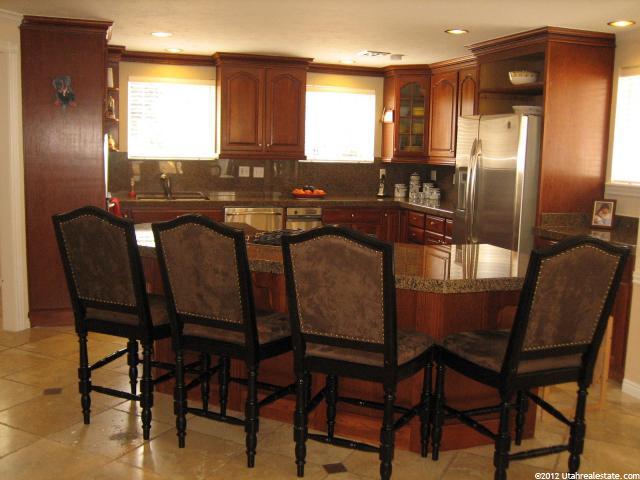 2897 E Robidoux Rd, Sandy, UT 84093 — photo 8