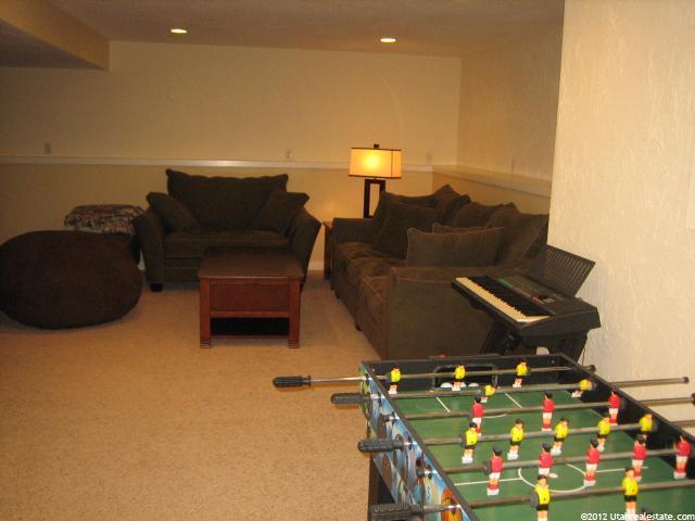 2897 E Robidoux Rd, Sandy, UT 84093 — photo 9