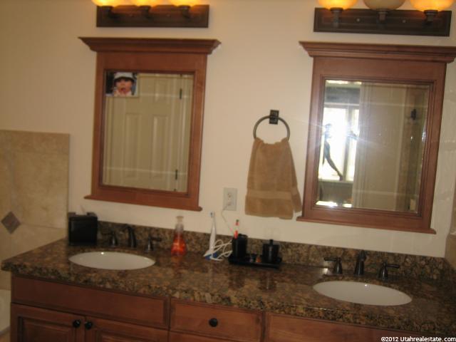 2897 E Robidoux Rd, Sandy, UT 84093 — photo 10