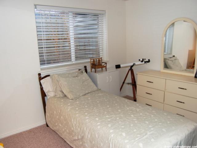 138 W 1850 N, Layton, UT 84041 — photo 12