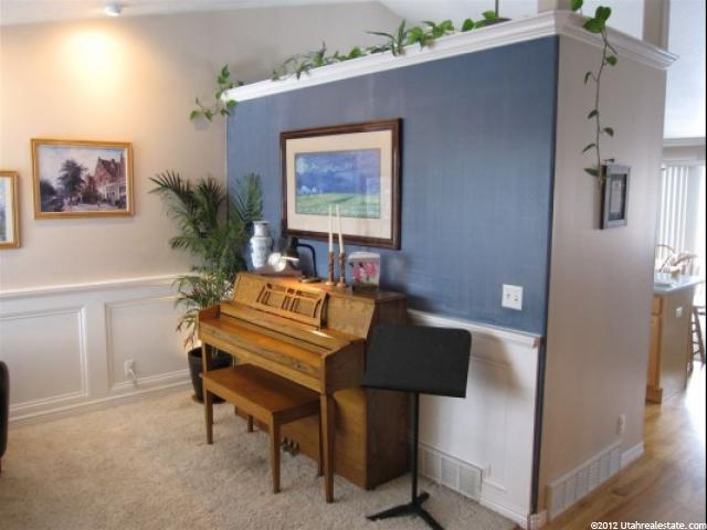 138 W 1850 N, Layton, UT 84041 — photo 3