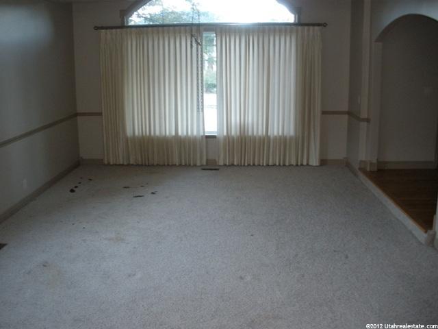 8 Snowstar Ln, Sandy, UT 84092 — photo 2