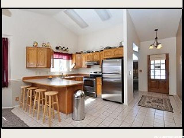 521 Rockwood Cir, Providence, UT 84332 — photo 7