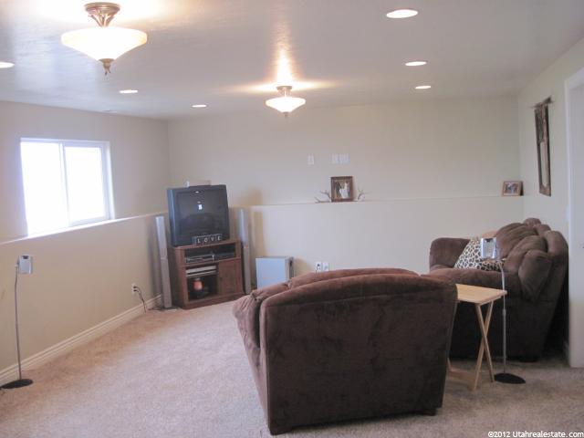 721 E 600 N, Roosevelt, UT 84066 — photo 4