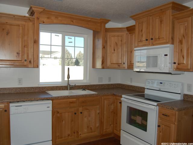 533 W 980 N, Logan, UT 84321 — photo 5